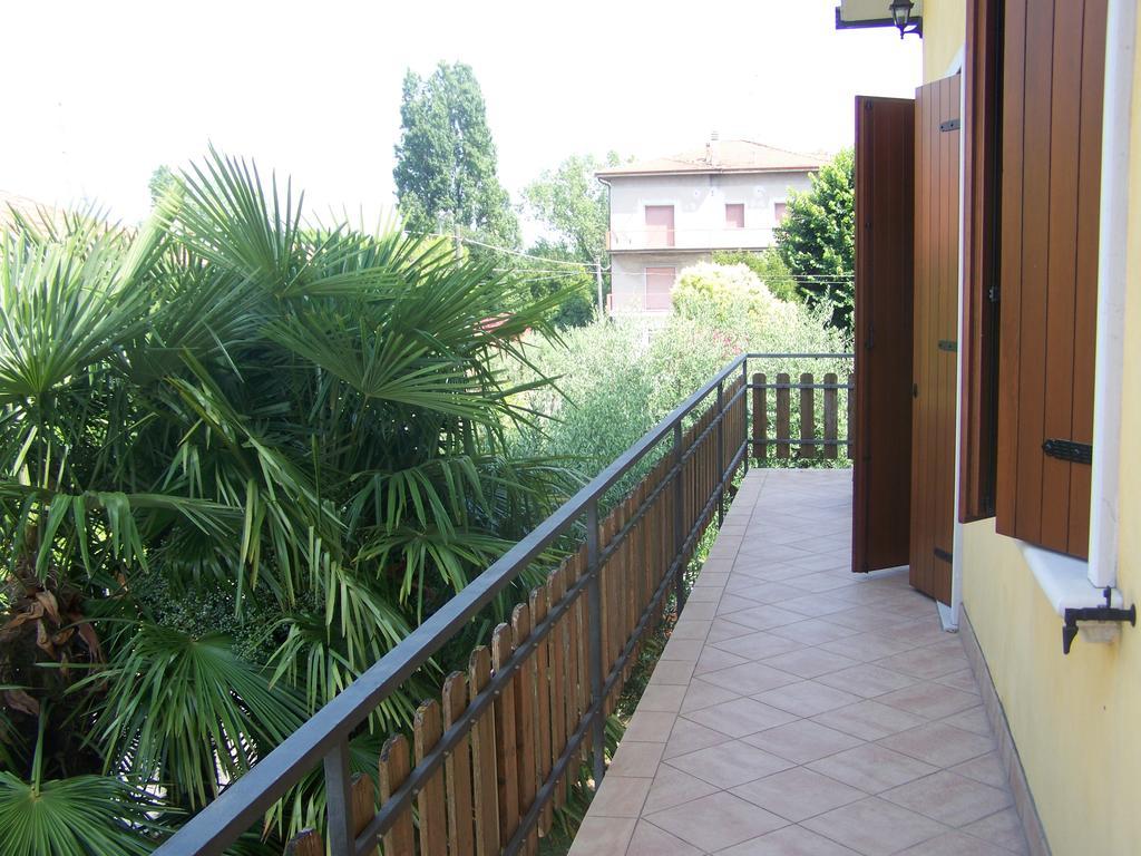 Elena Appartamento Peschiera del Garda Luaran gambar